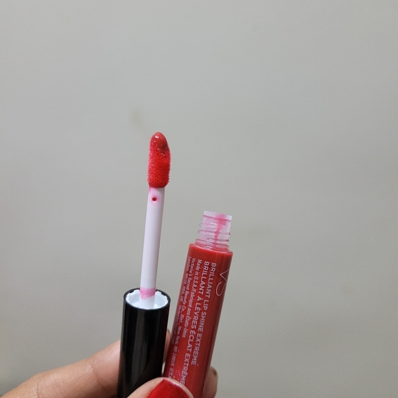 Victoria's Secret Lip Gloss - Picture 7 of 9